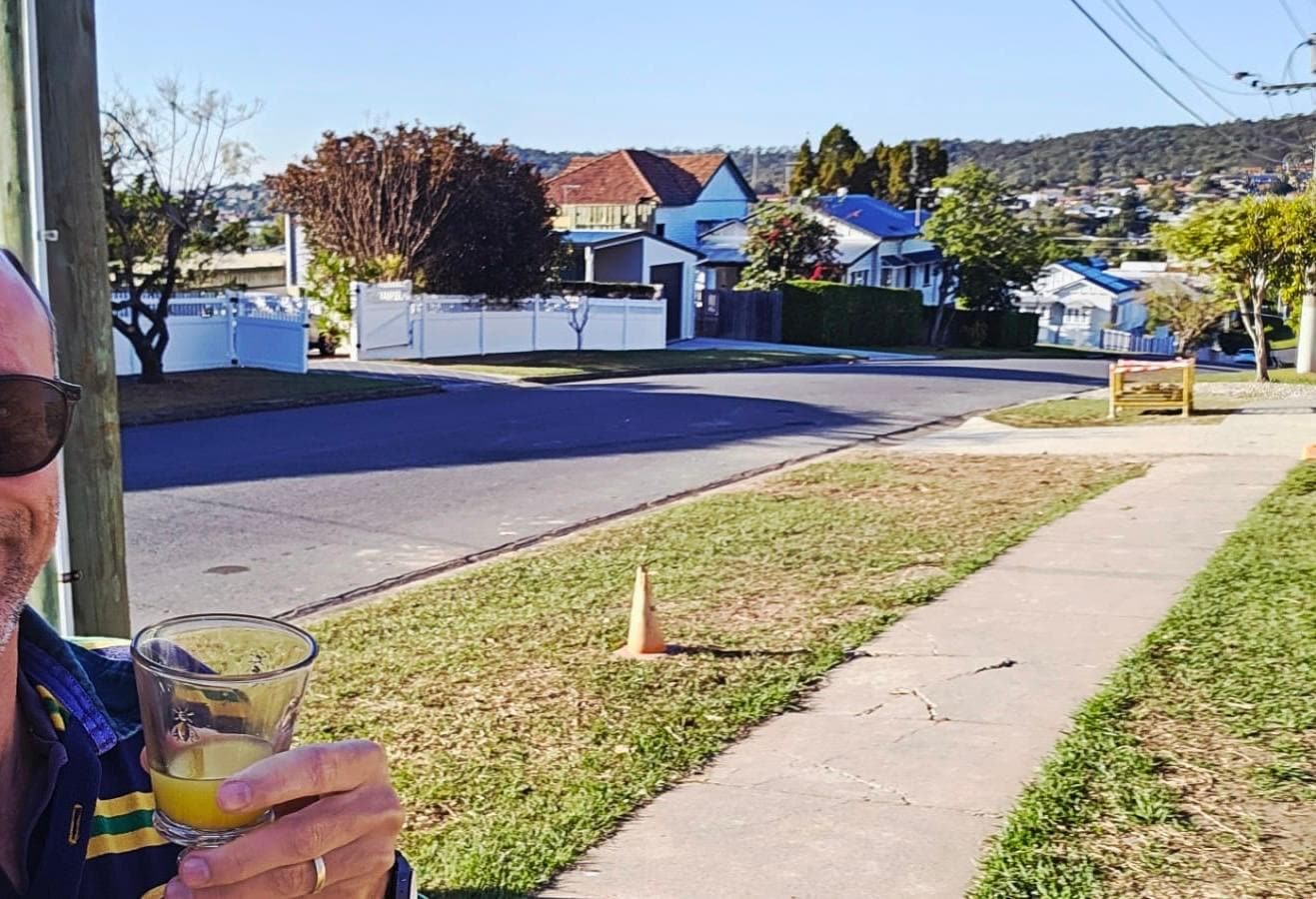 Nice neighbourhood and convenient location.