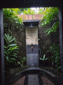 beautiful shower in main bedroom