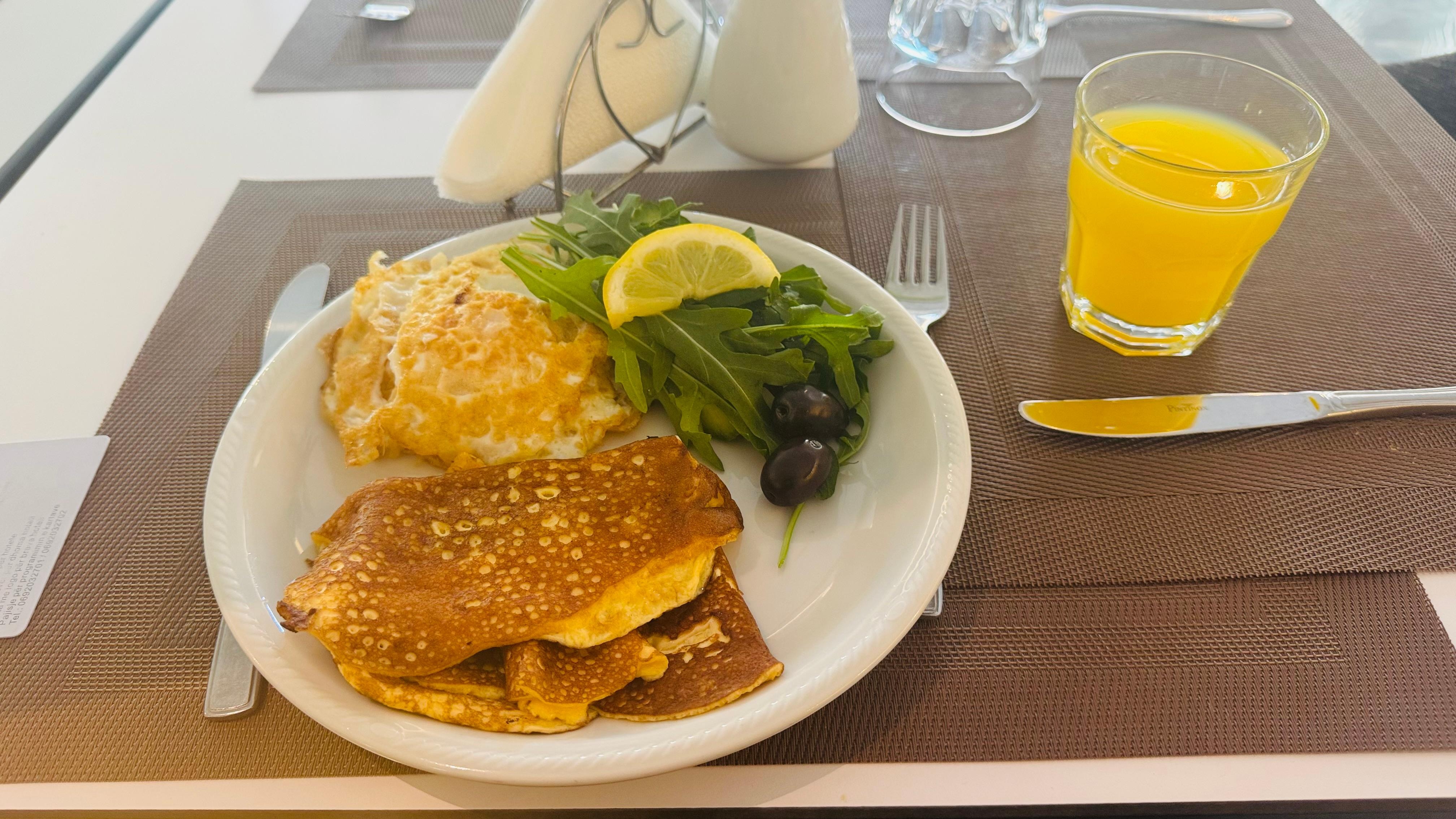 Breakfast options are limited but they do change 1-2 dishes everyday 