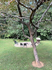 Lovely fire pit area in the backyard