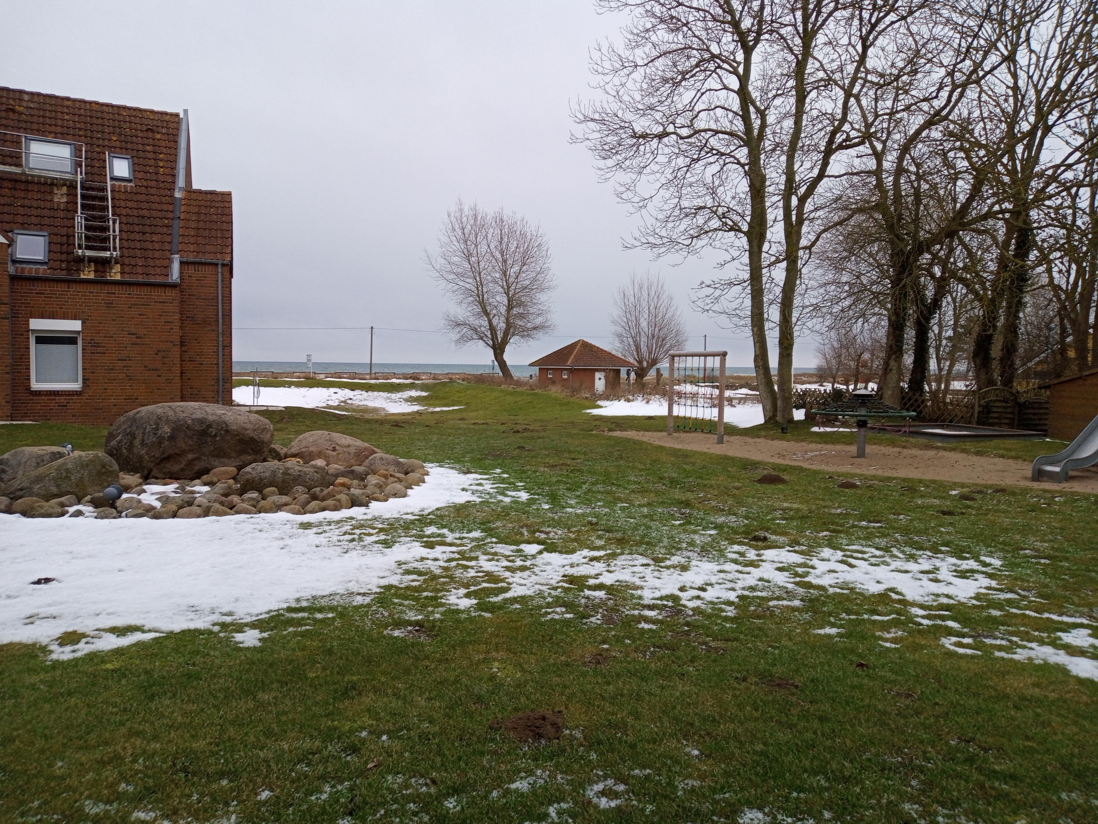 Blick von der Terrasse im Februar 
