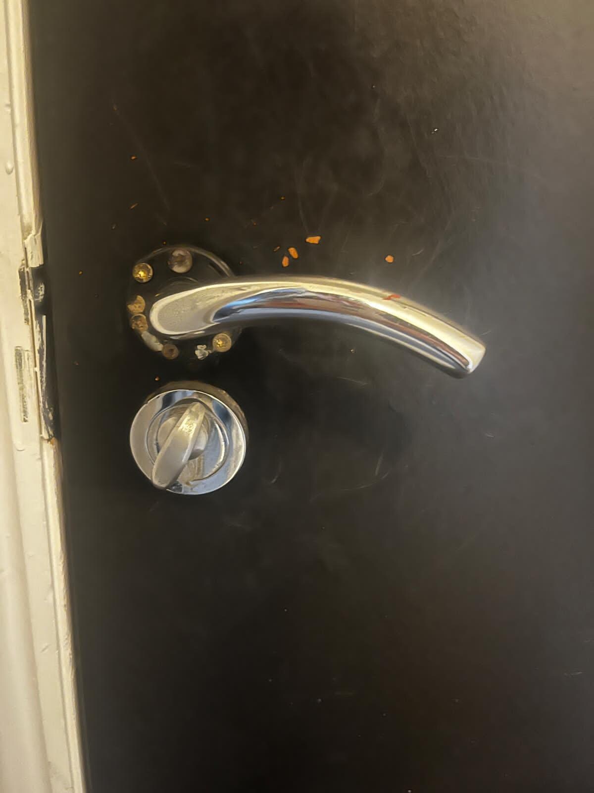 Look - signs of misuse - really really worrying when ever bit of you says this place is bad 