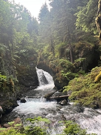 Falls are located IN the neighborhood along a short marked trail
