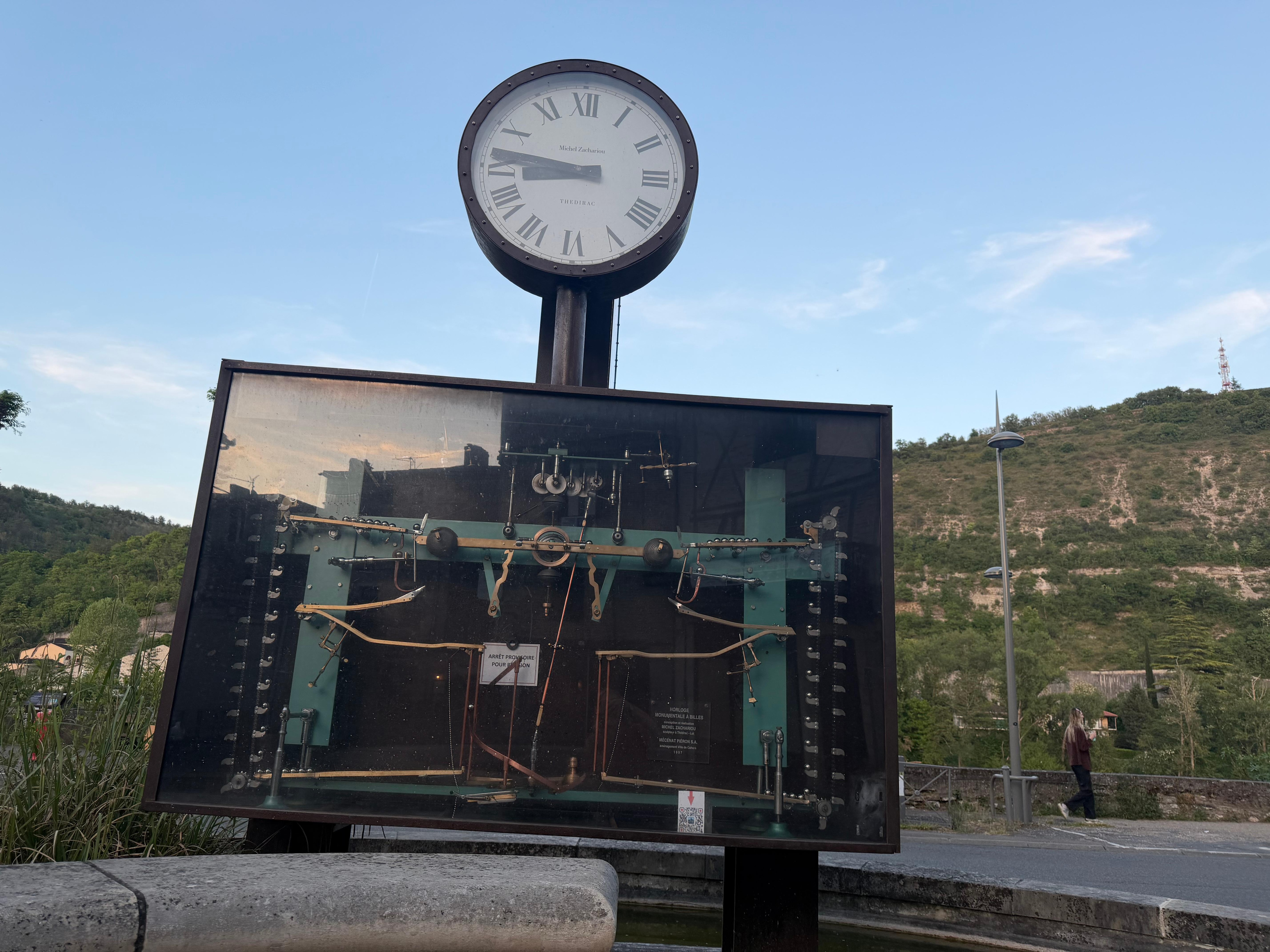 The kinetic clock