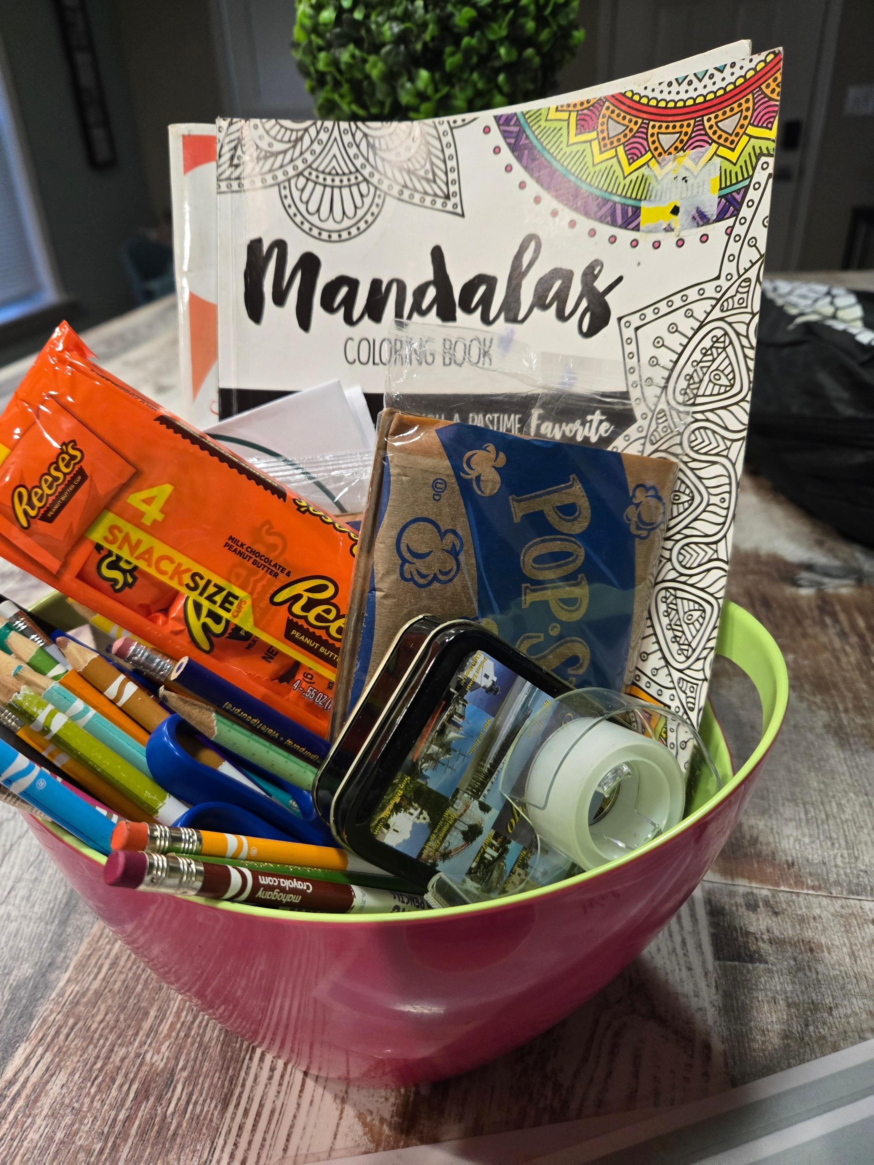 Delicious welco.e buckket