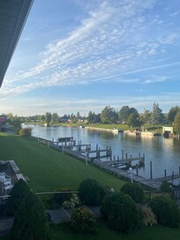If you’re ok waking up to this. Book it!