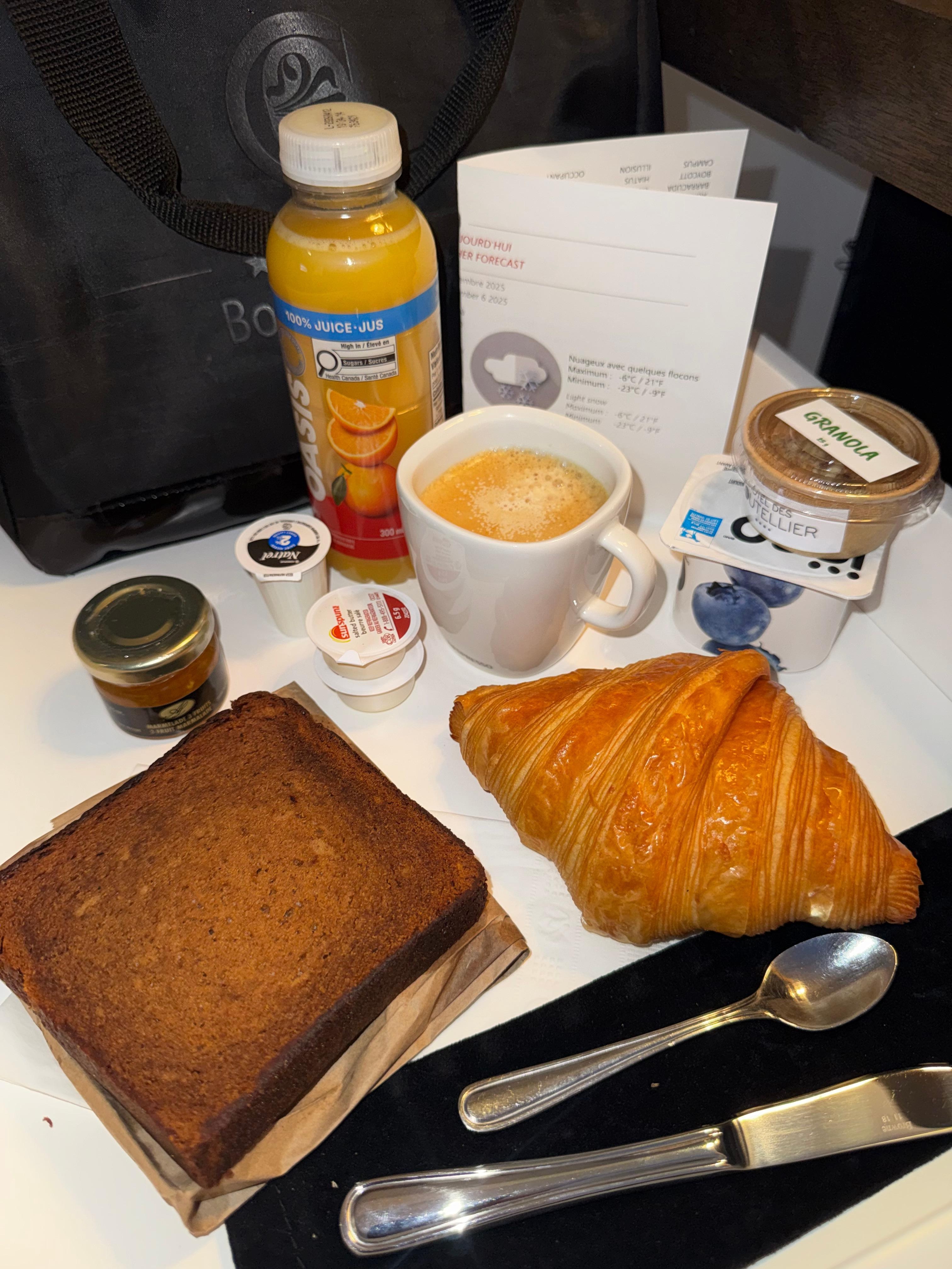 generous continental breakfast 