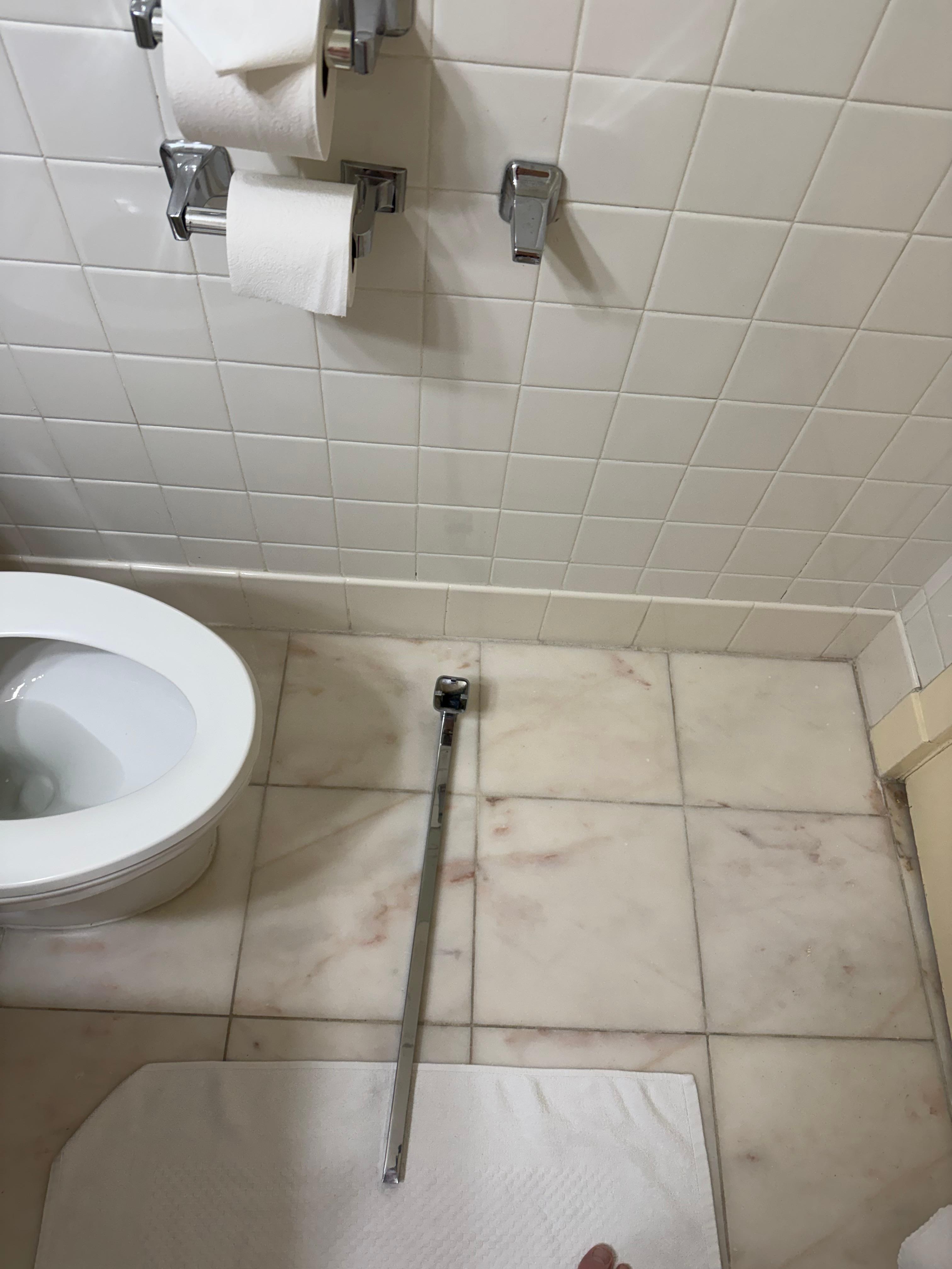 Towel rack came completed off the wall 