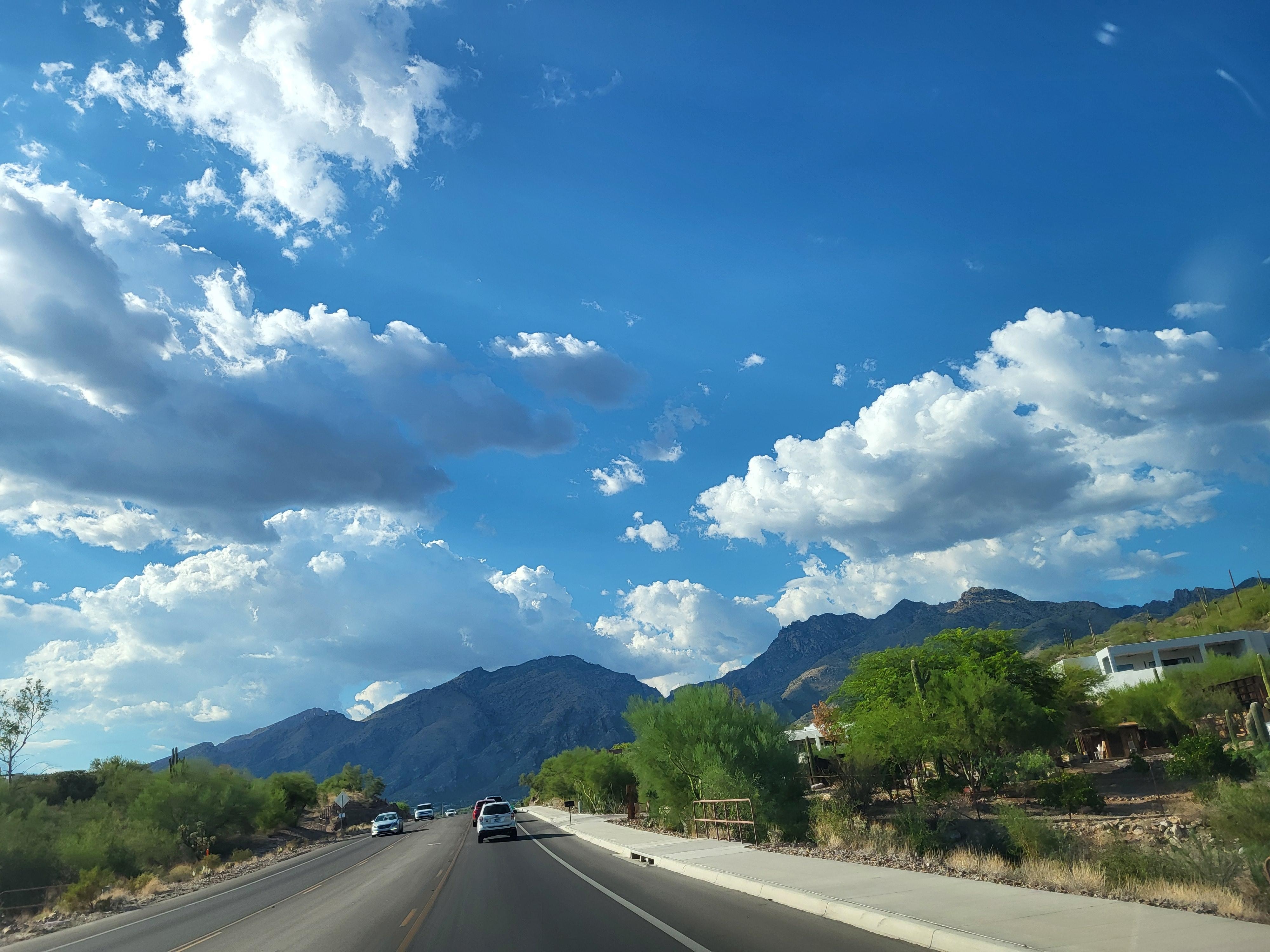 Drive to community entrance