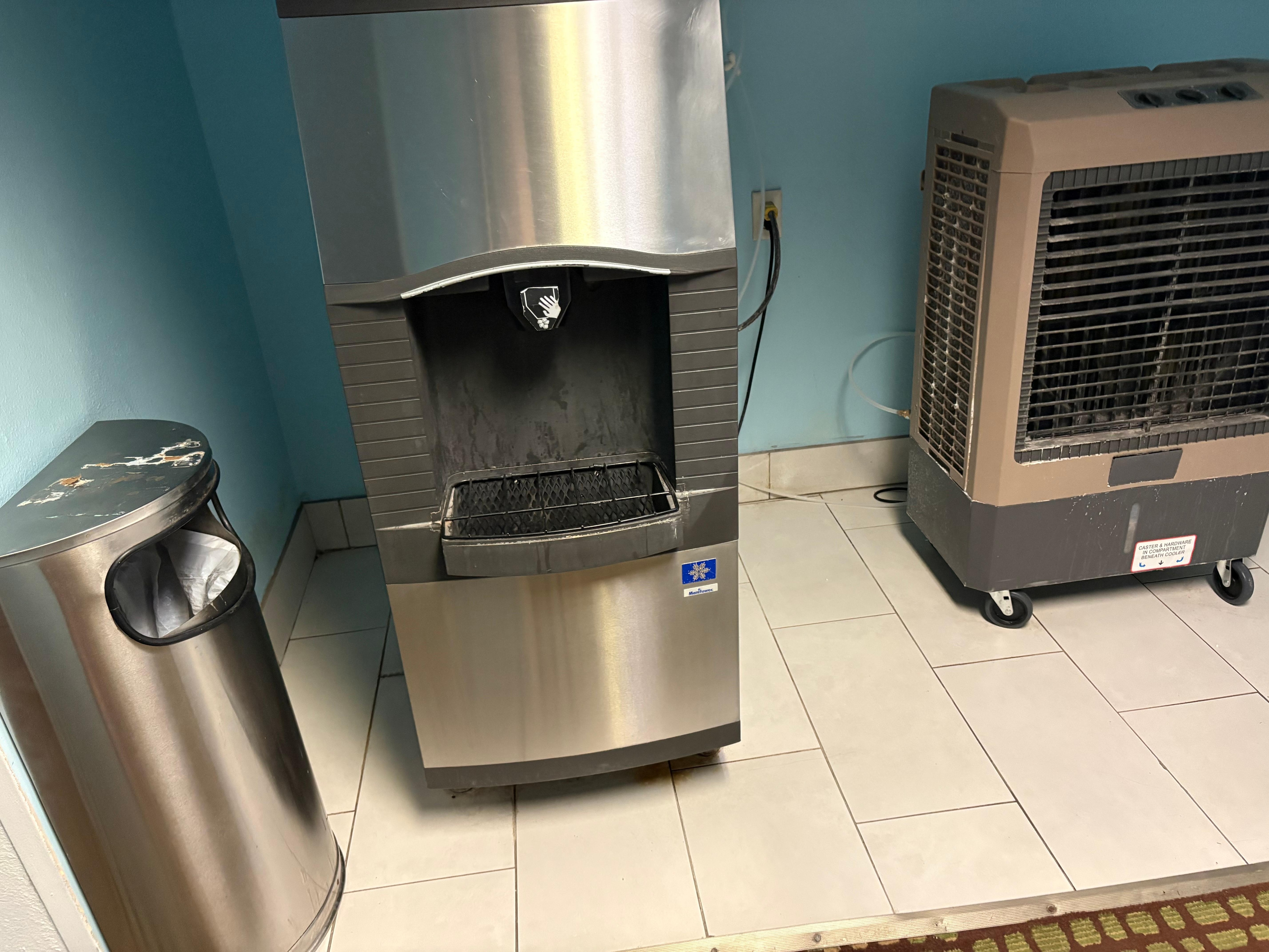 Ice machine gross, trash gross, and AC unit broken
