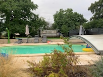 Piscine de bonne taille