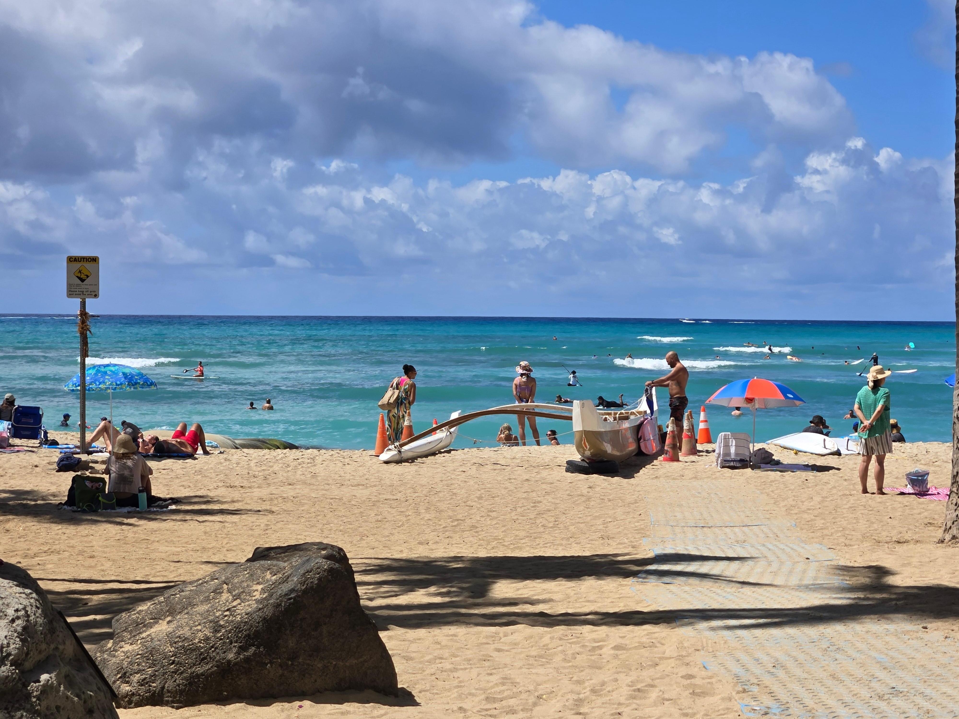 Straight down to beach, less than 2 blocks
