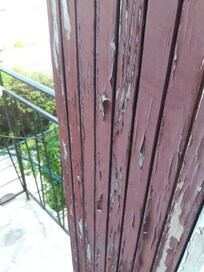 volet du petit balcon ( seule ouverture)