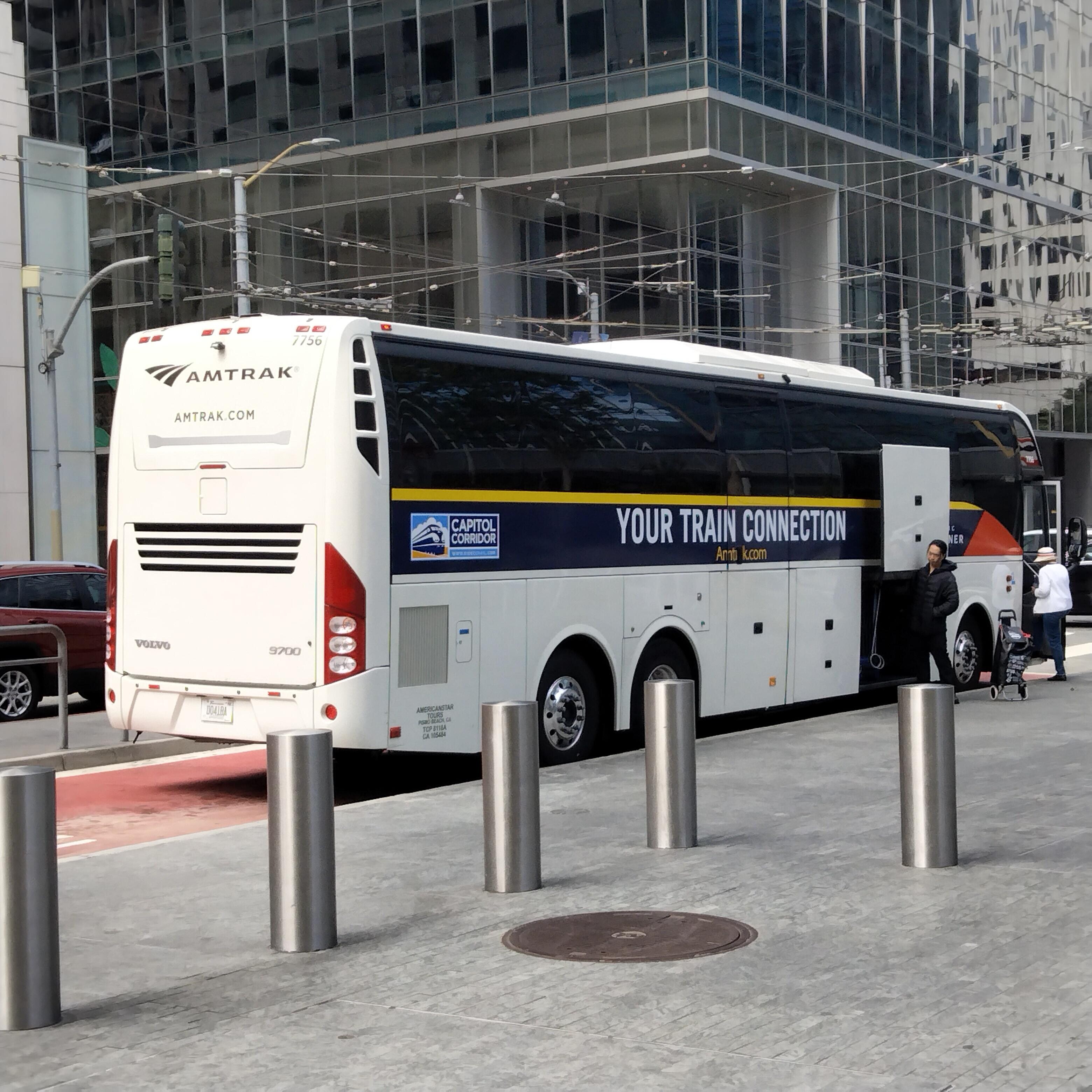 The Amtrak Shuttle Bus from San Francisco to Emeryville 