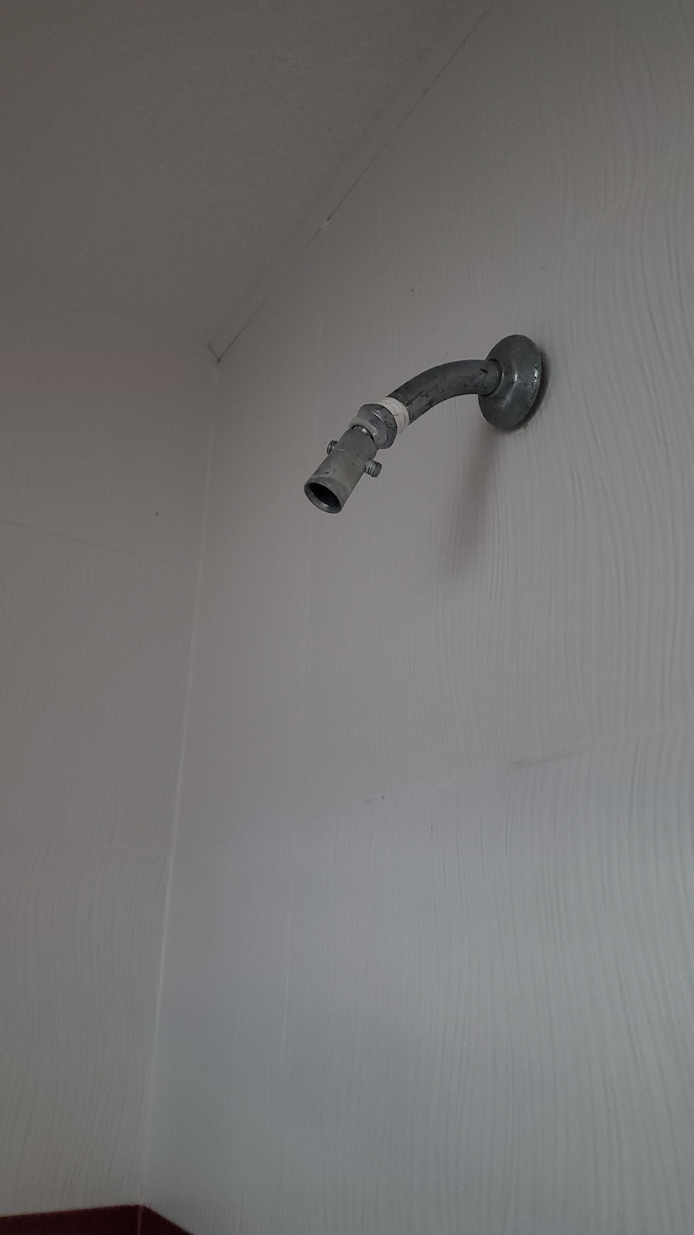Missing shower heads in this hotel are apparently common.