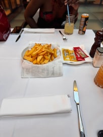 Their chips are the best I ever tasted in all of Durrës. You  should try it.