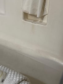 Bathtub dirty