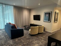 1 bedroom apartment lounge area