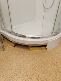 Kaputte Dusche