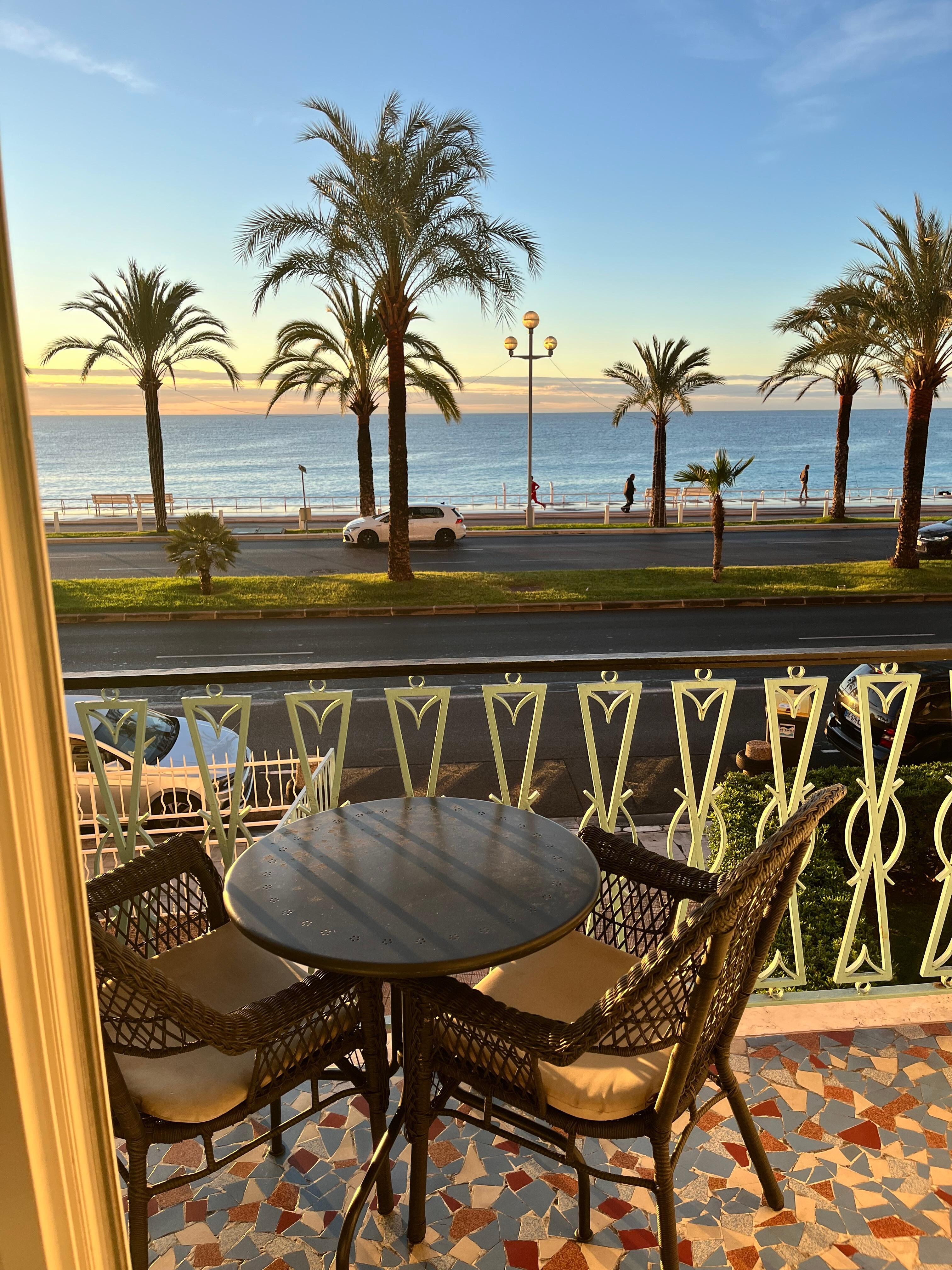 Beautiful place to have coffee early morning!