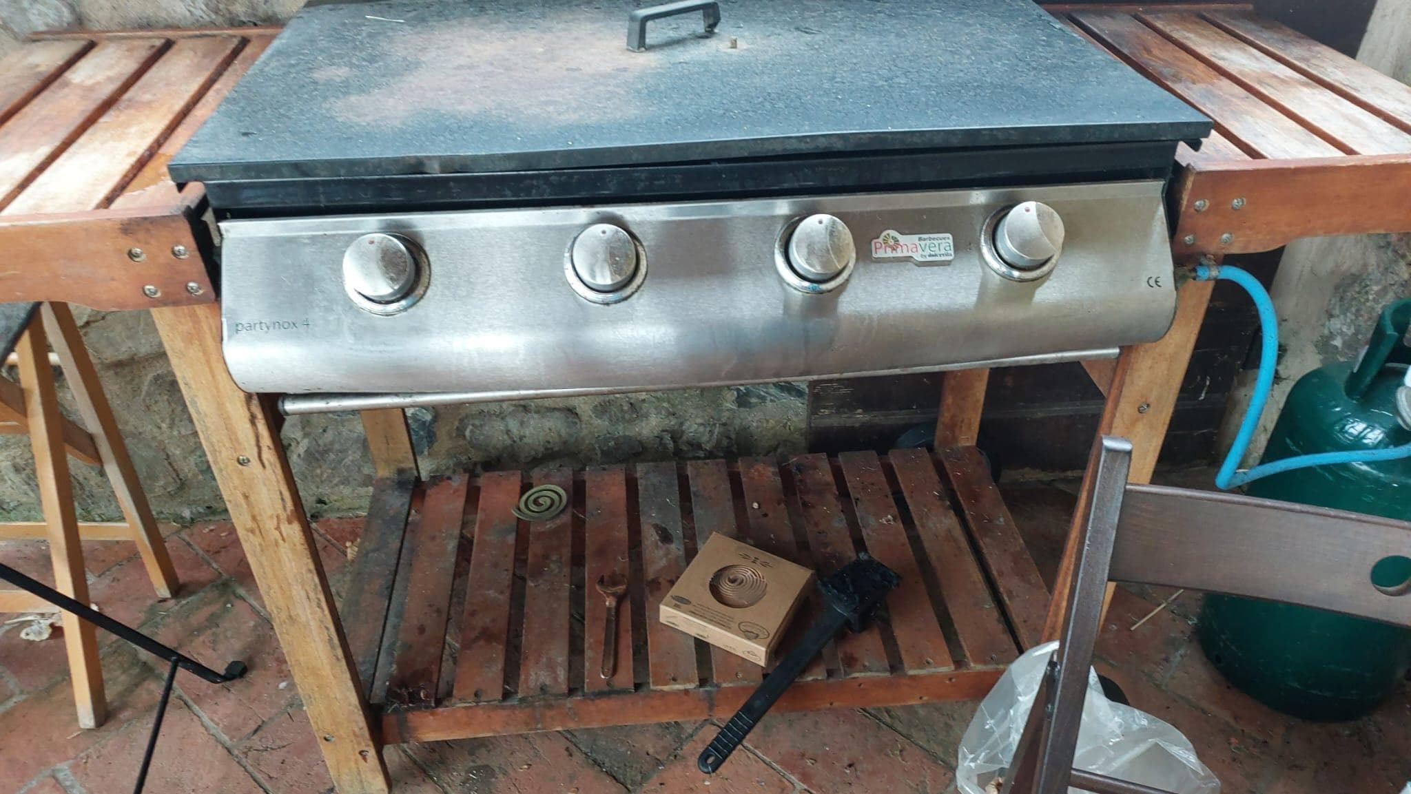 Ungepflegter Grill 