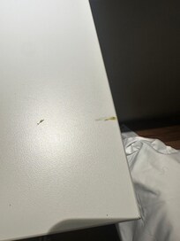 Dirty pull down shelf, clearly not cleaned