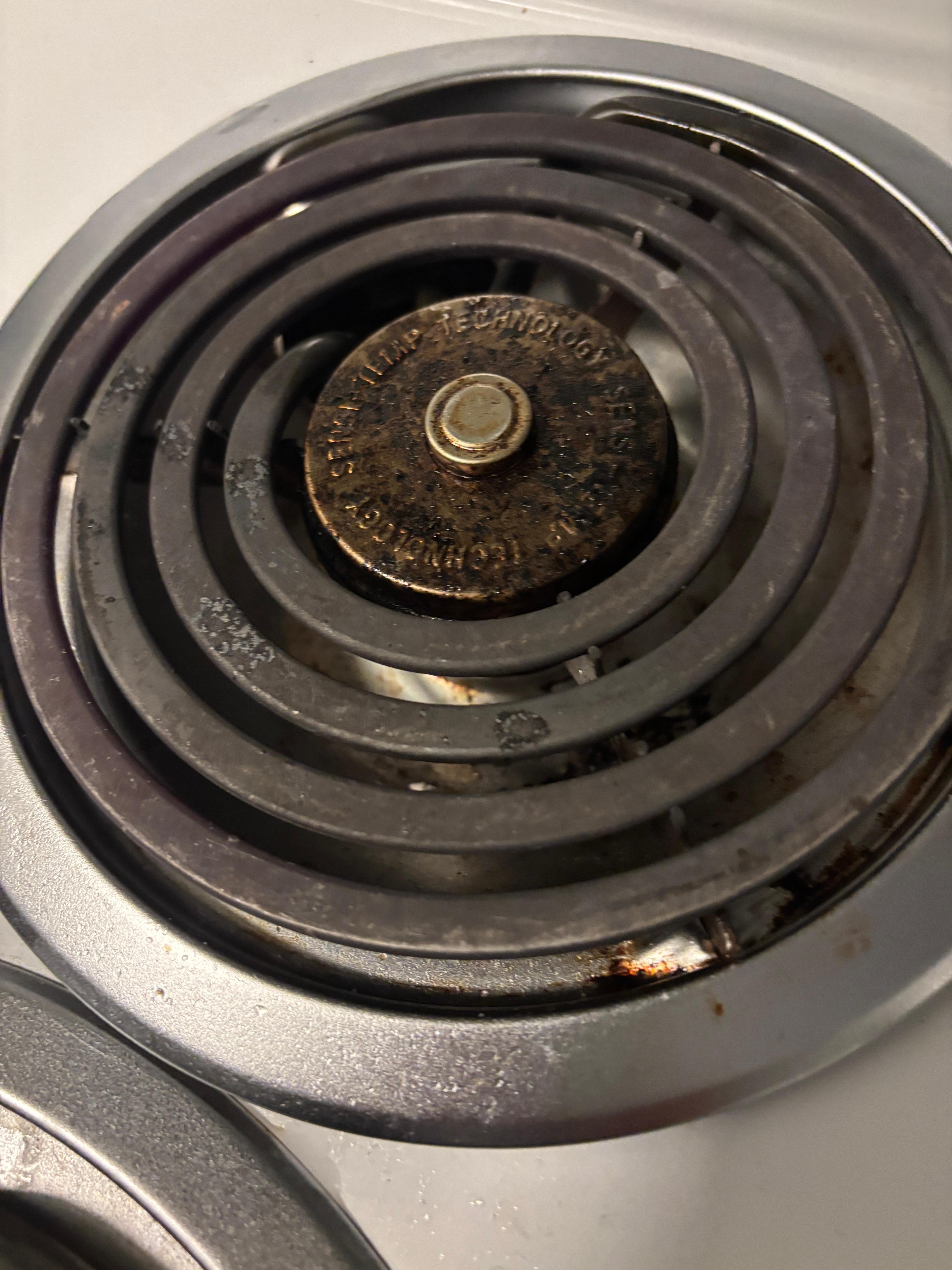 This burner smoked when I put the kettle on it from Greece