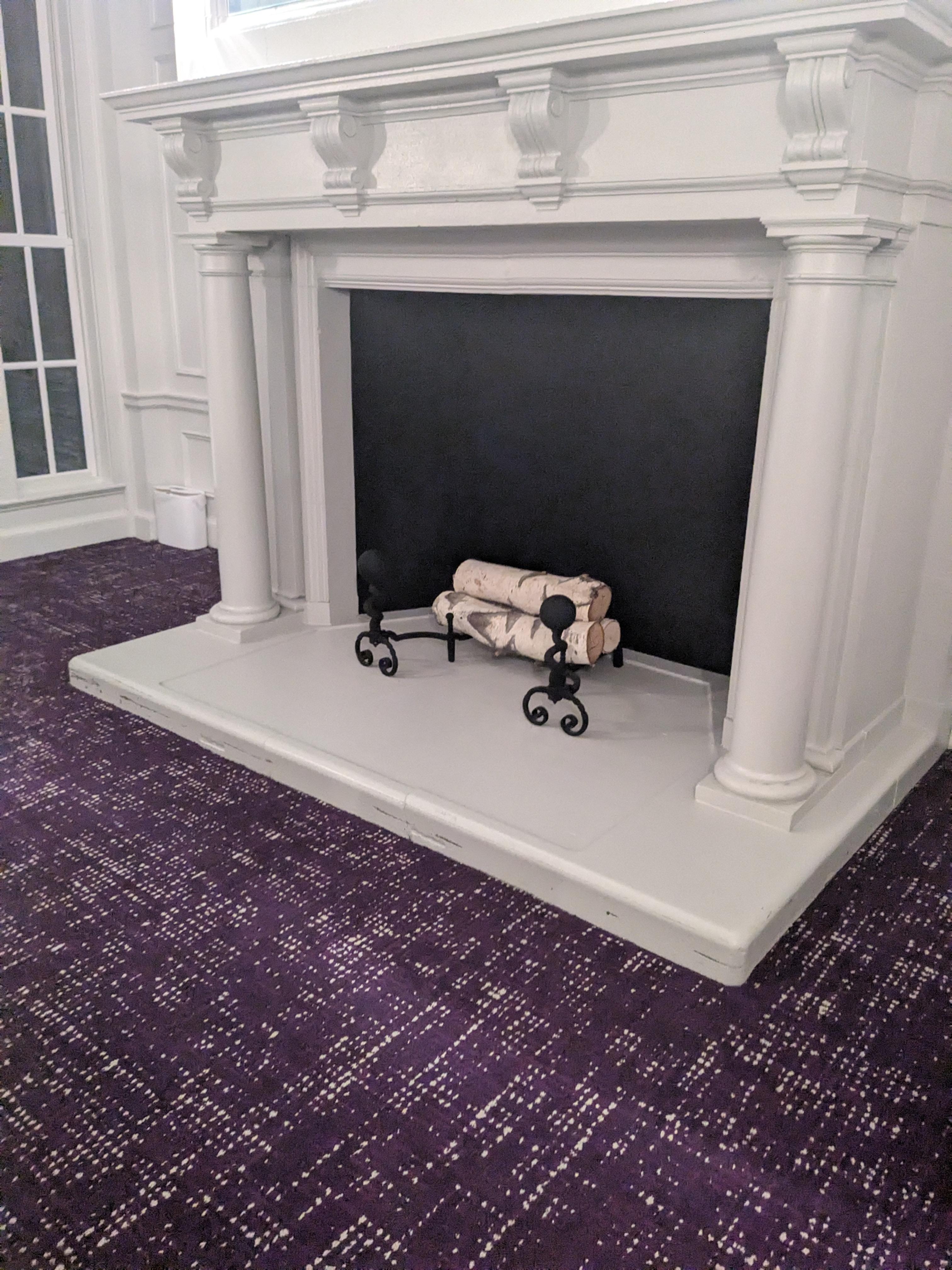 Lobby, commo area