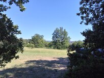 Ausblick von der HaustĂŒr (man sieht maximal das eigene Auto, sonst ist da niemand)