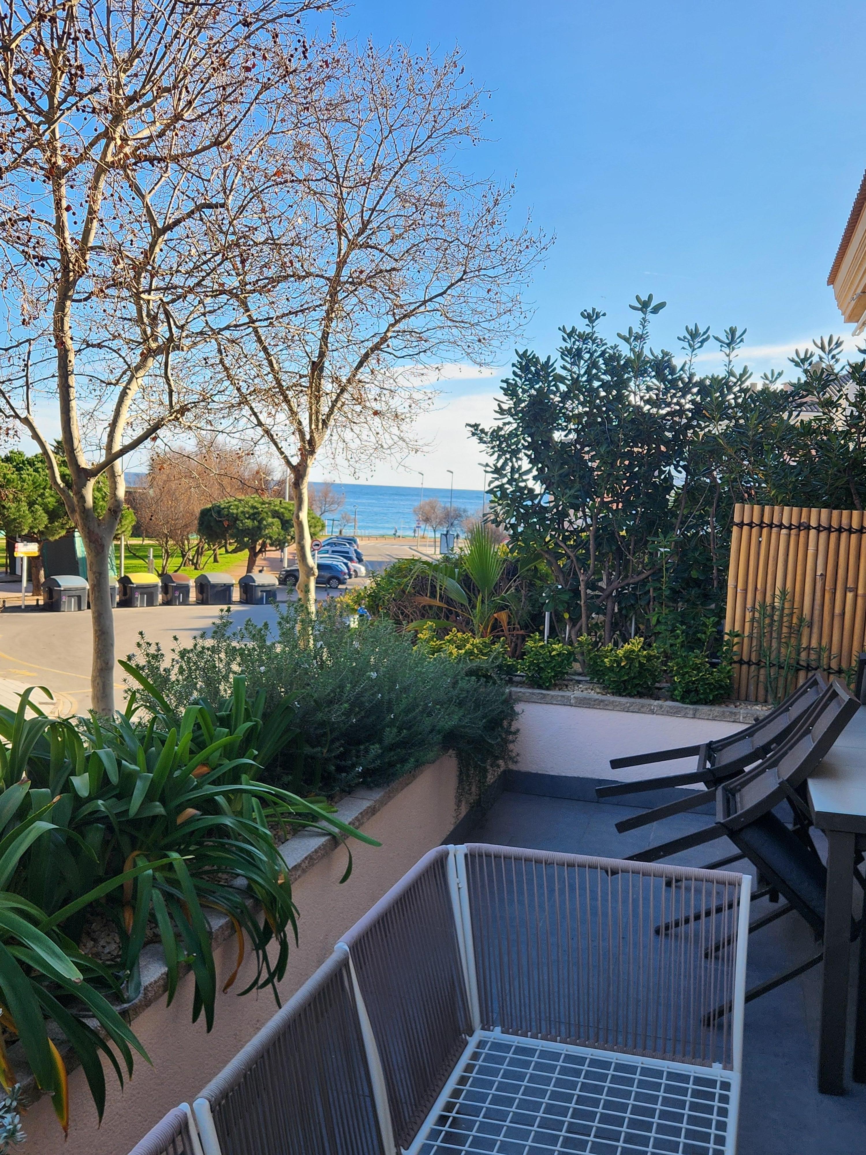 Quiet location with a bit of a sea view and a LARGE terrace