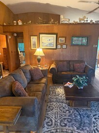 Beautifully decorated and comfy!