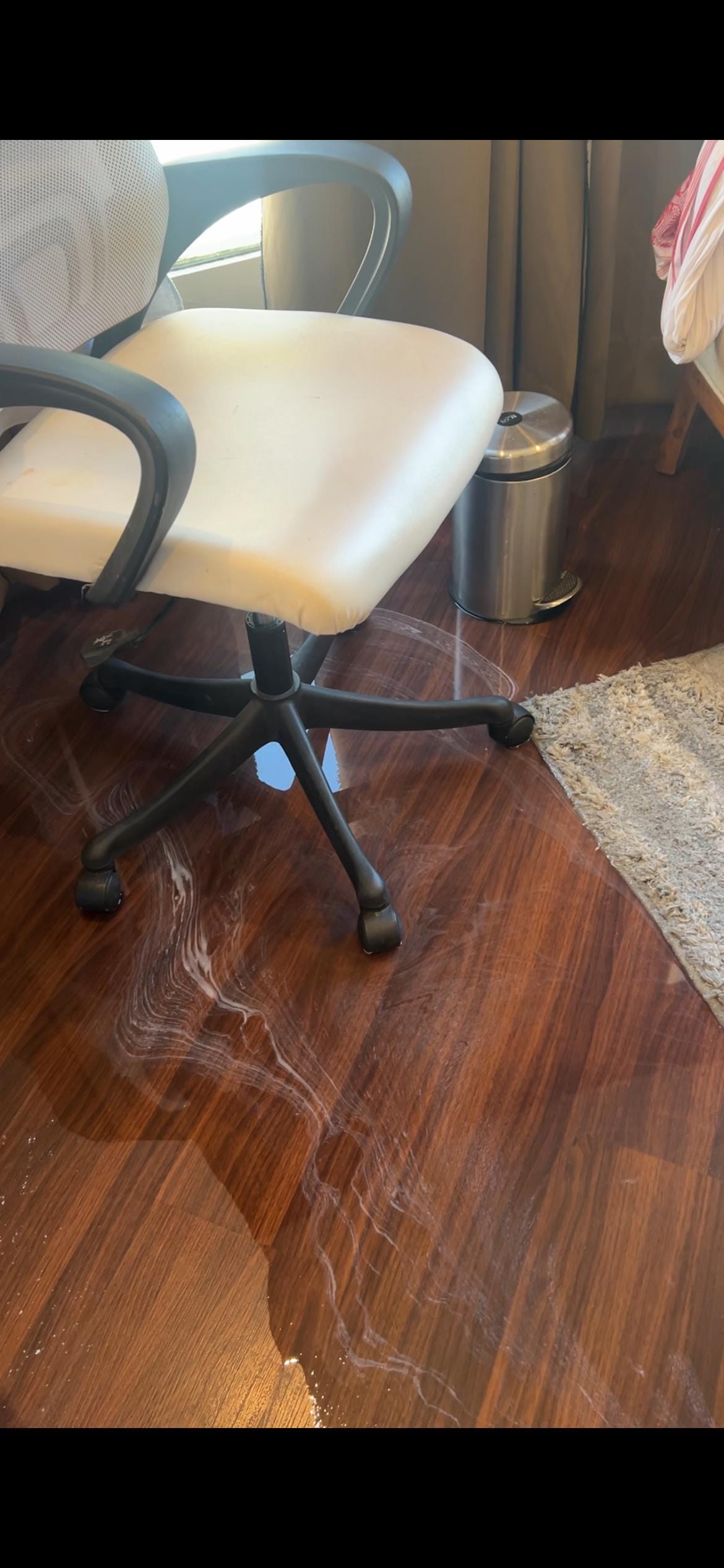 After shower all water flooded in bedroom from bathroom. 