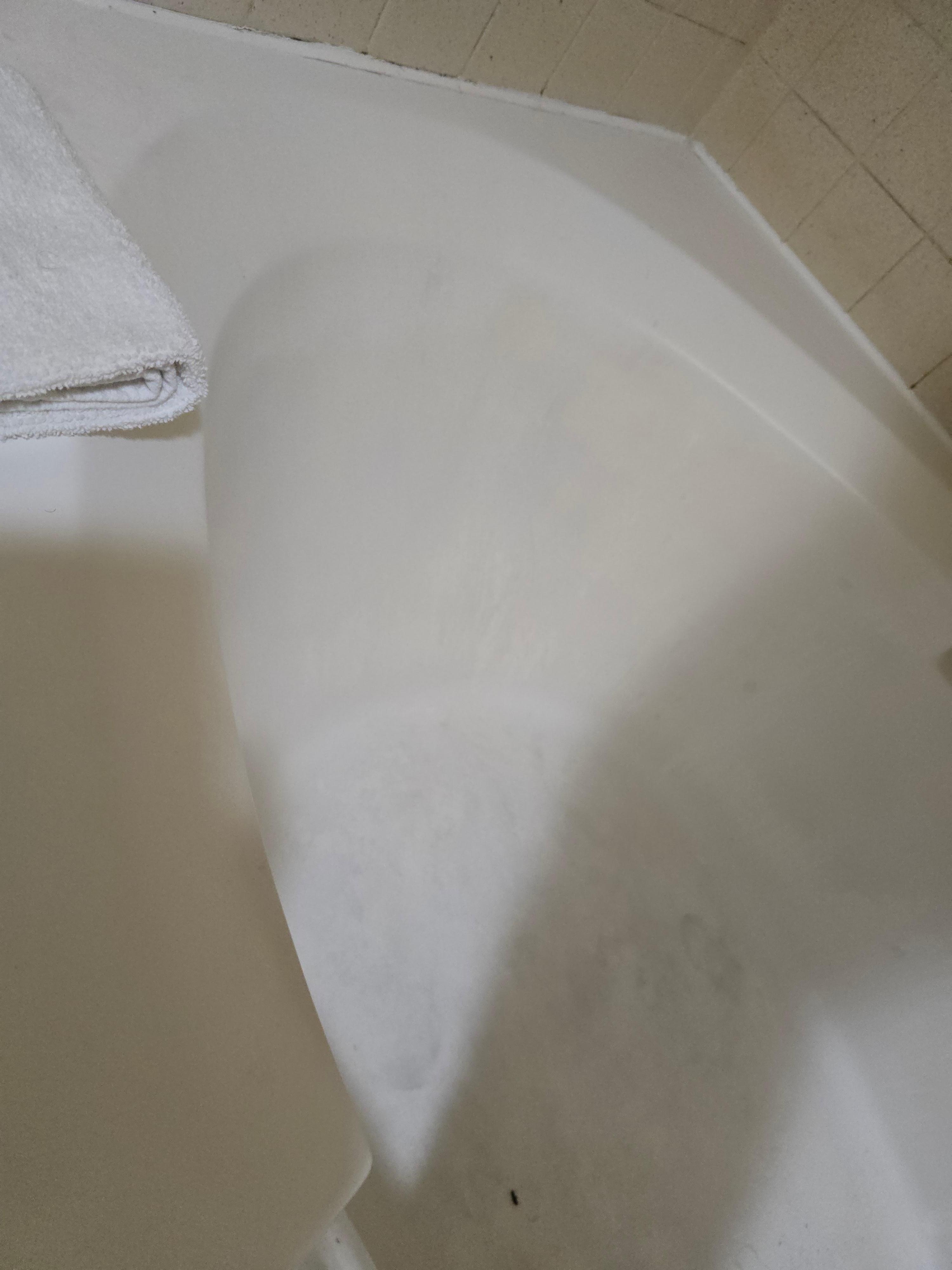 Nasty tub
