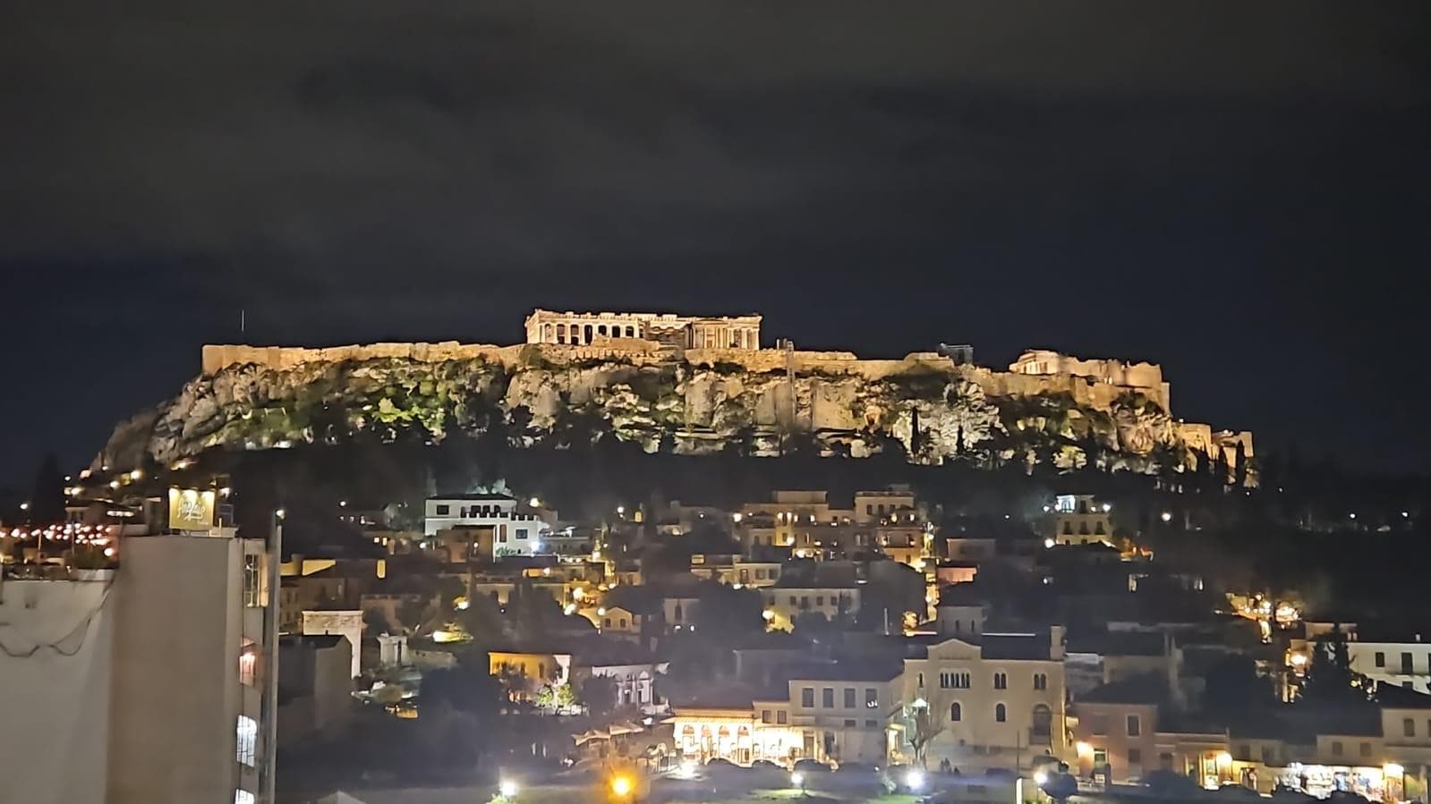 Foto dall'Hyper Astro Bar