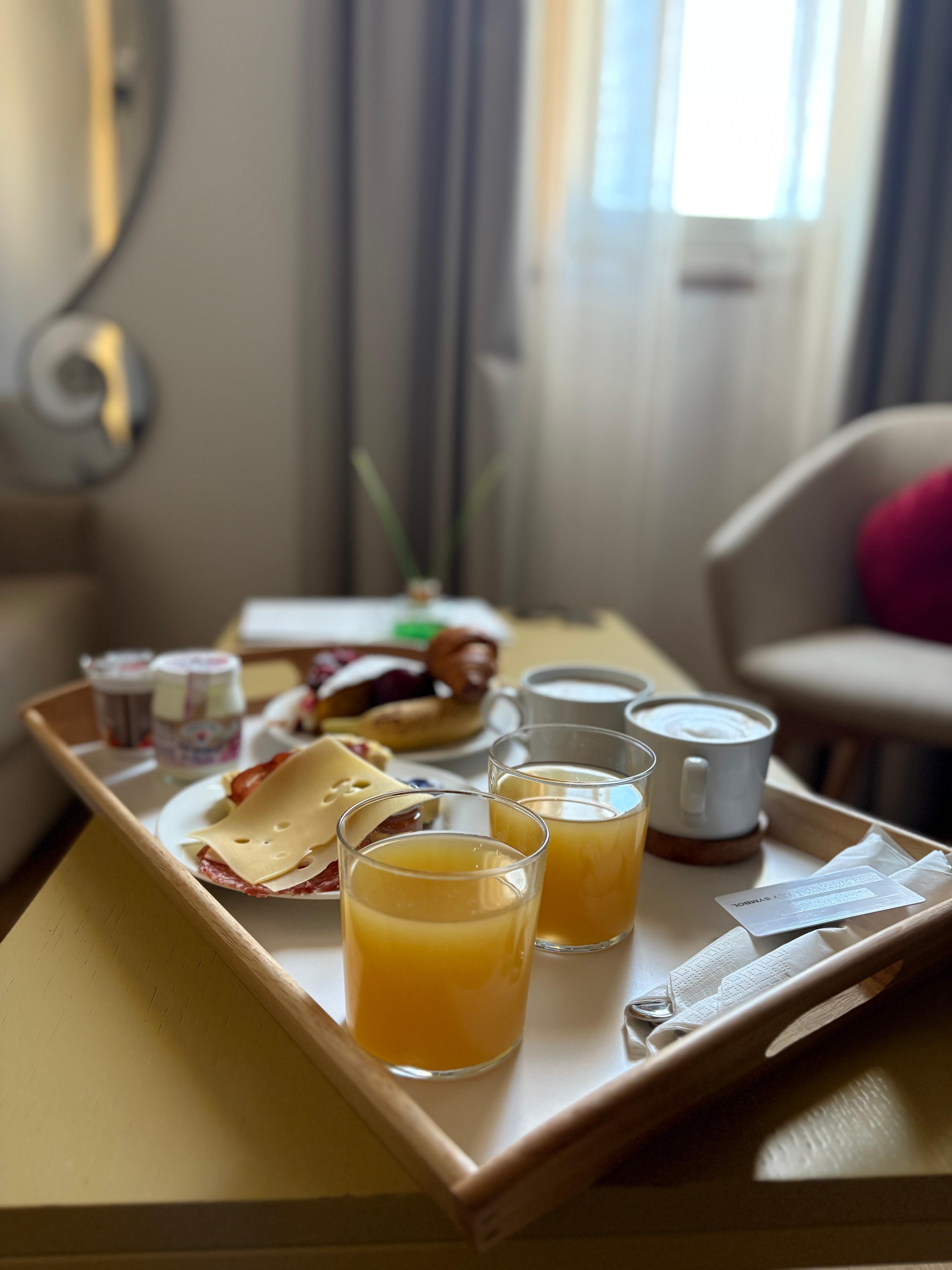 Buffet breakfast sampling. You can take it back to your room.