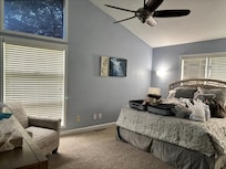 Master bedroom. Comfortable bed!