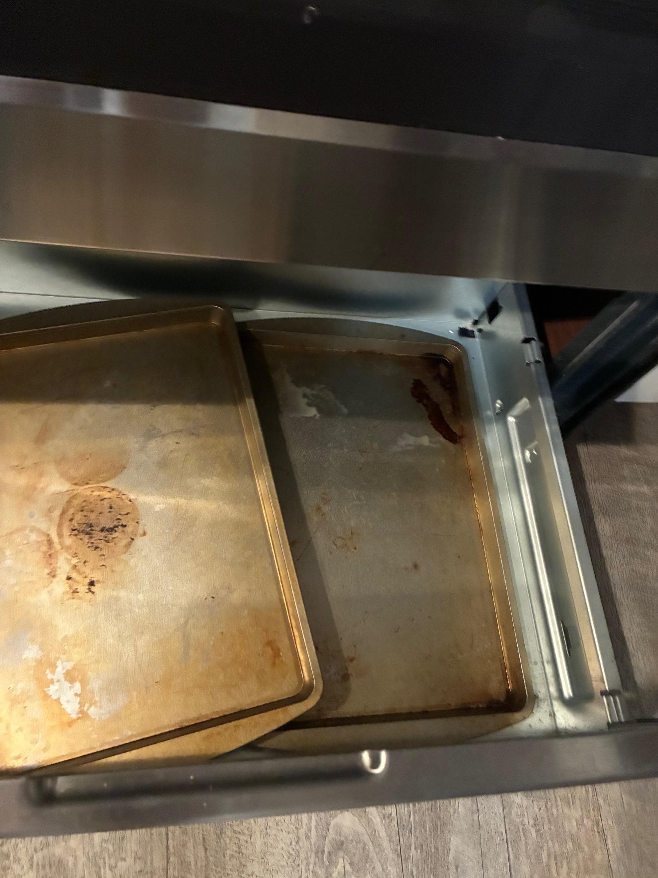 Dirty trays