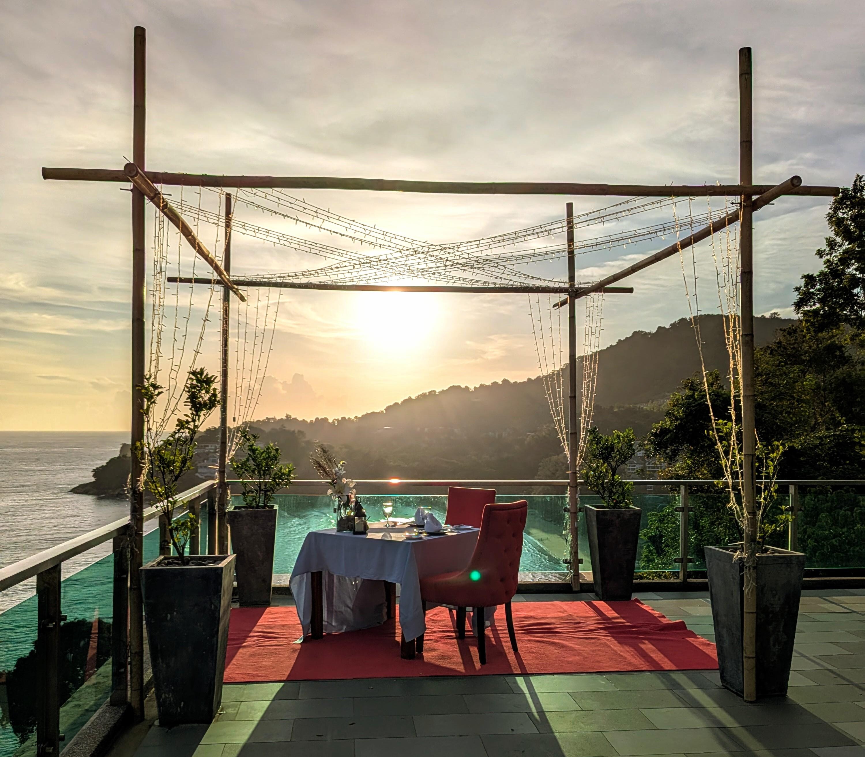 Latitude Restaurant 