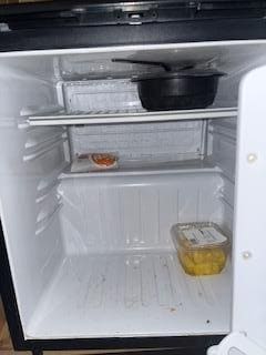 sanyo sr 3660s refrigerator