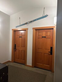 This is to show you how close 2 of the rooms are and how they are positioned/insulated, TOTAL SILENCE.