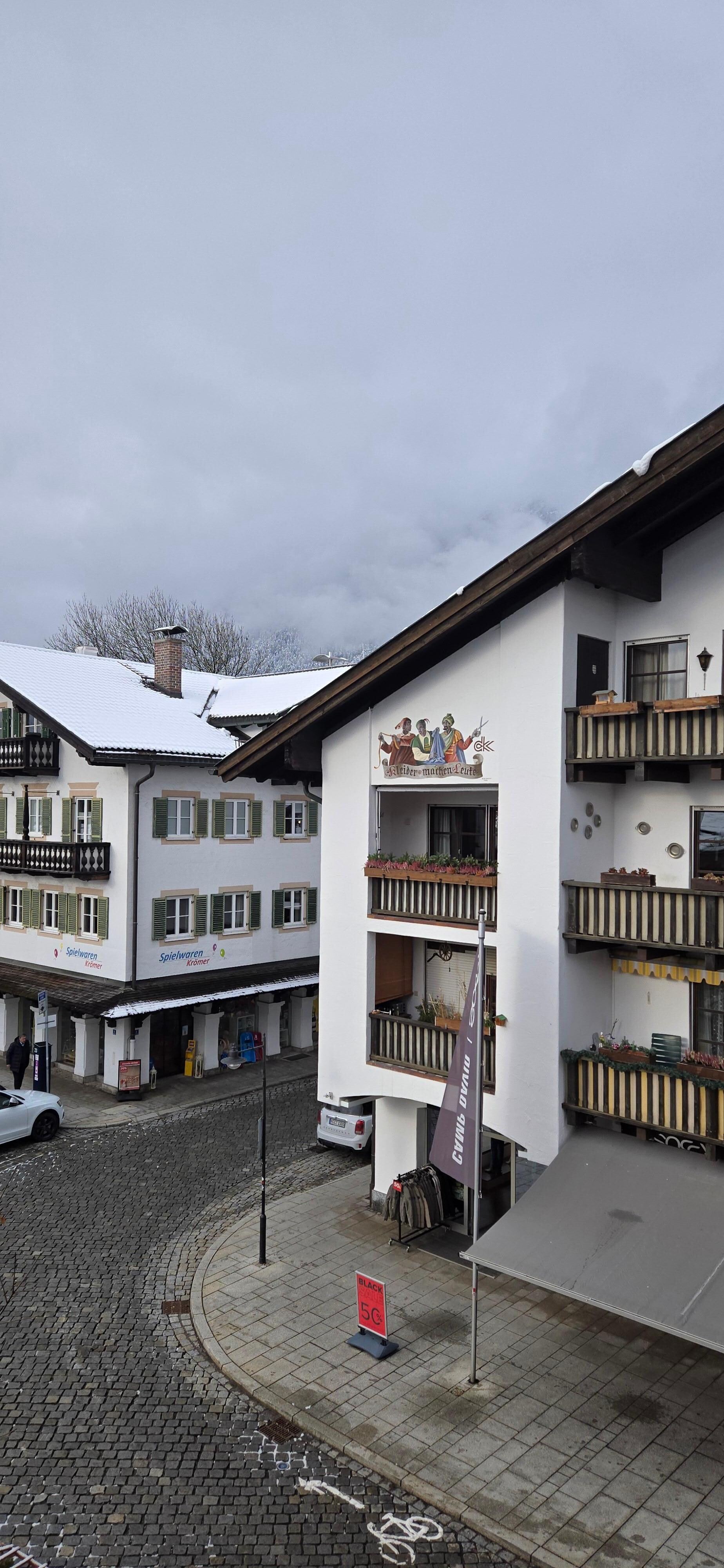 Close proximity to everything!