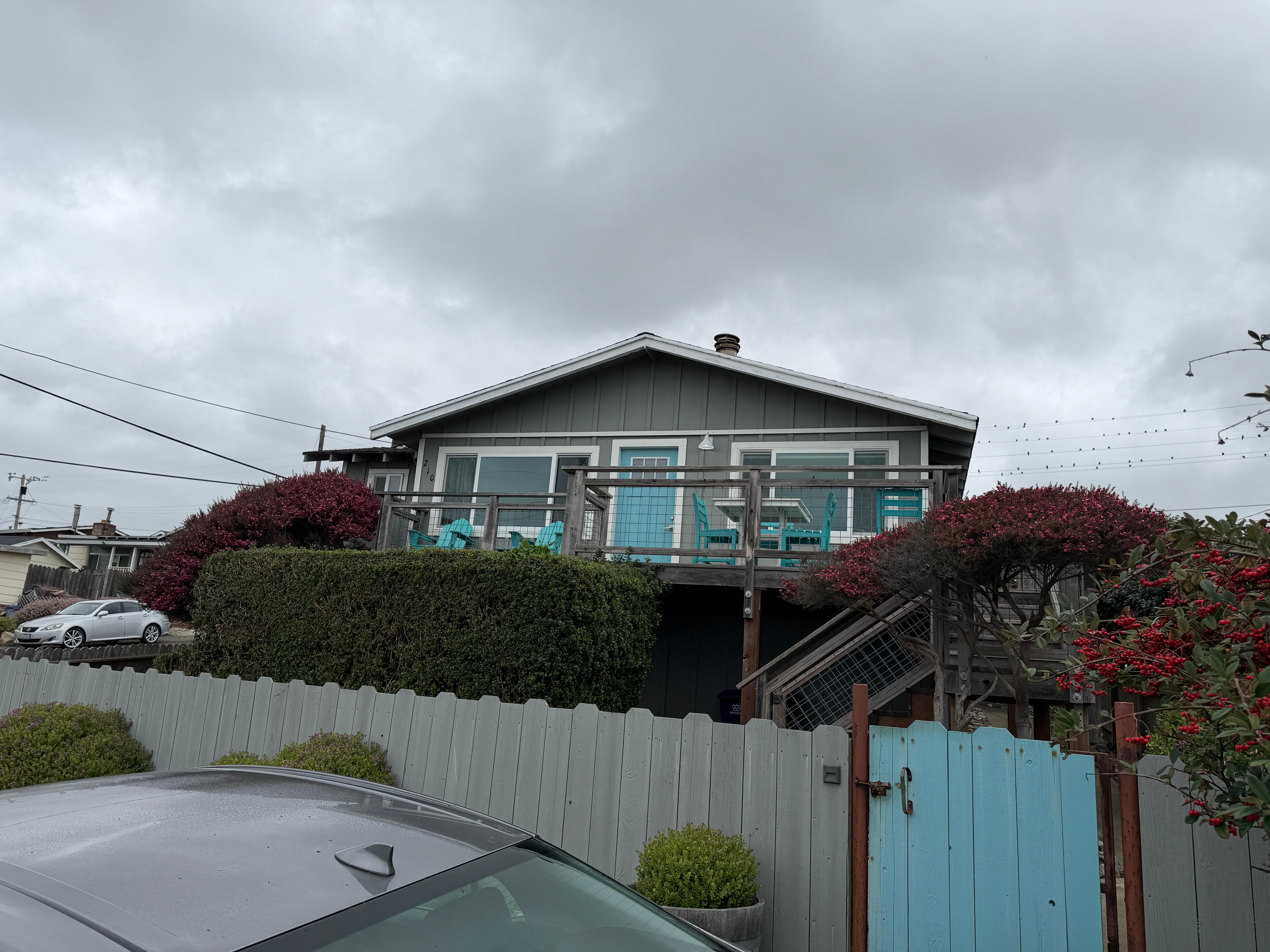Street view of our bay view cottage, which included two bedrooms, bathroom, fully equipped kitchen, kettle grill on the patio, hot tube in the back yard. 
