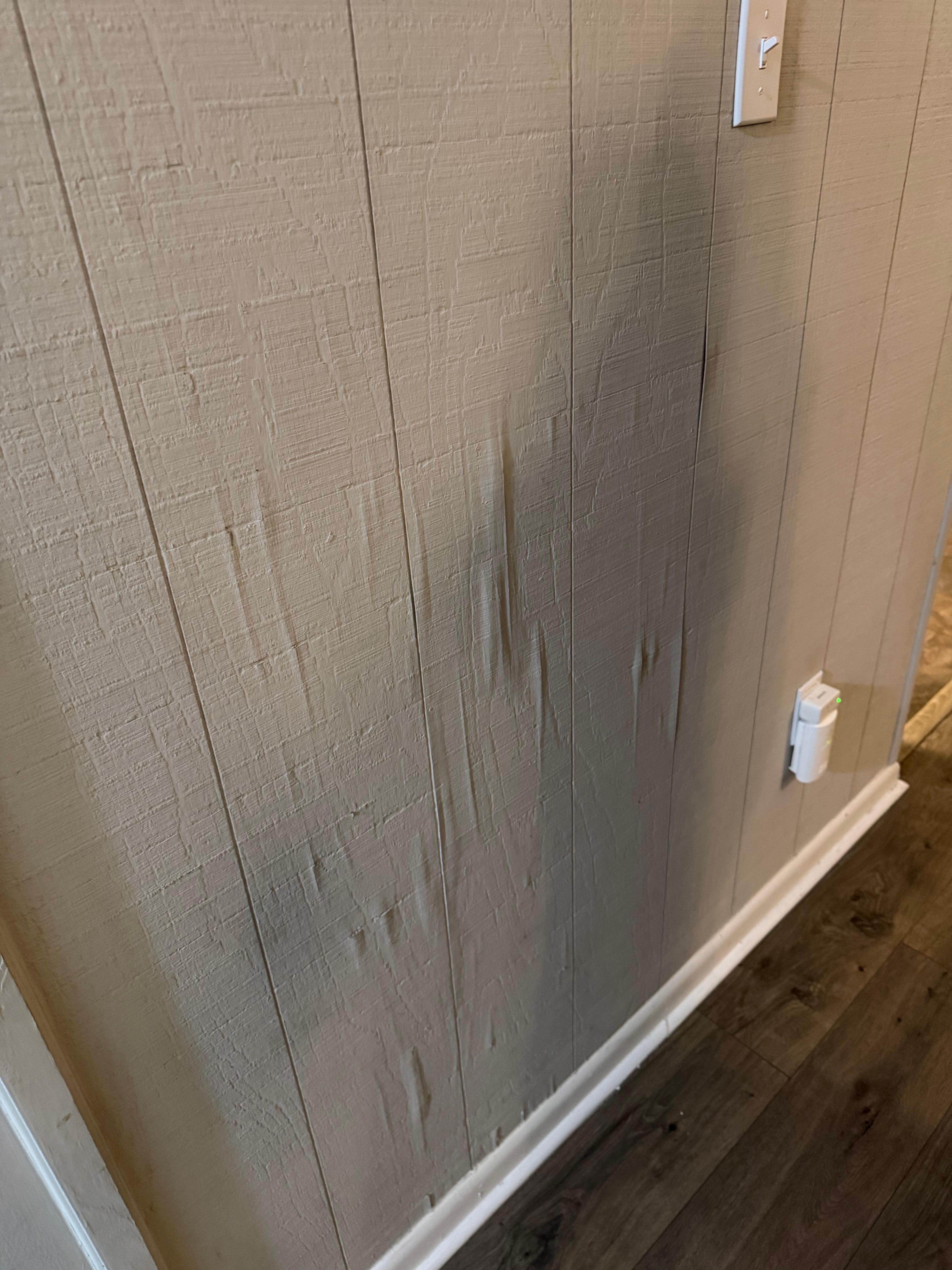Wall coverings, buckling