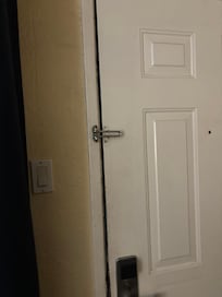 Missing lock. Broken.