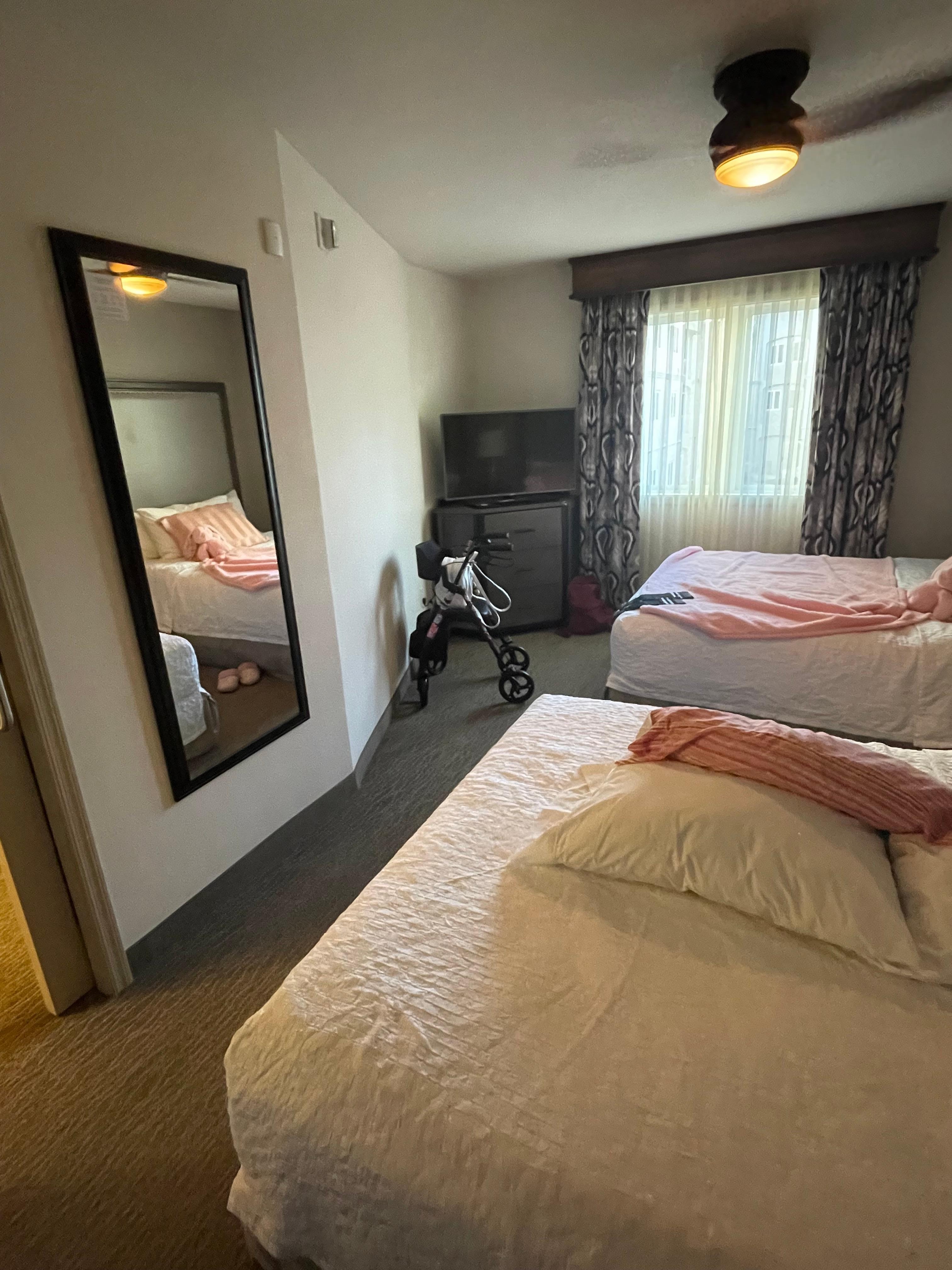 Full size beds not queens 