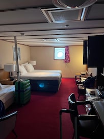 Standard room with 3 beds