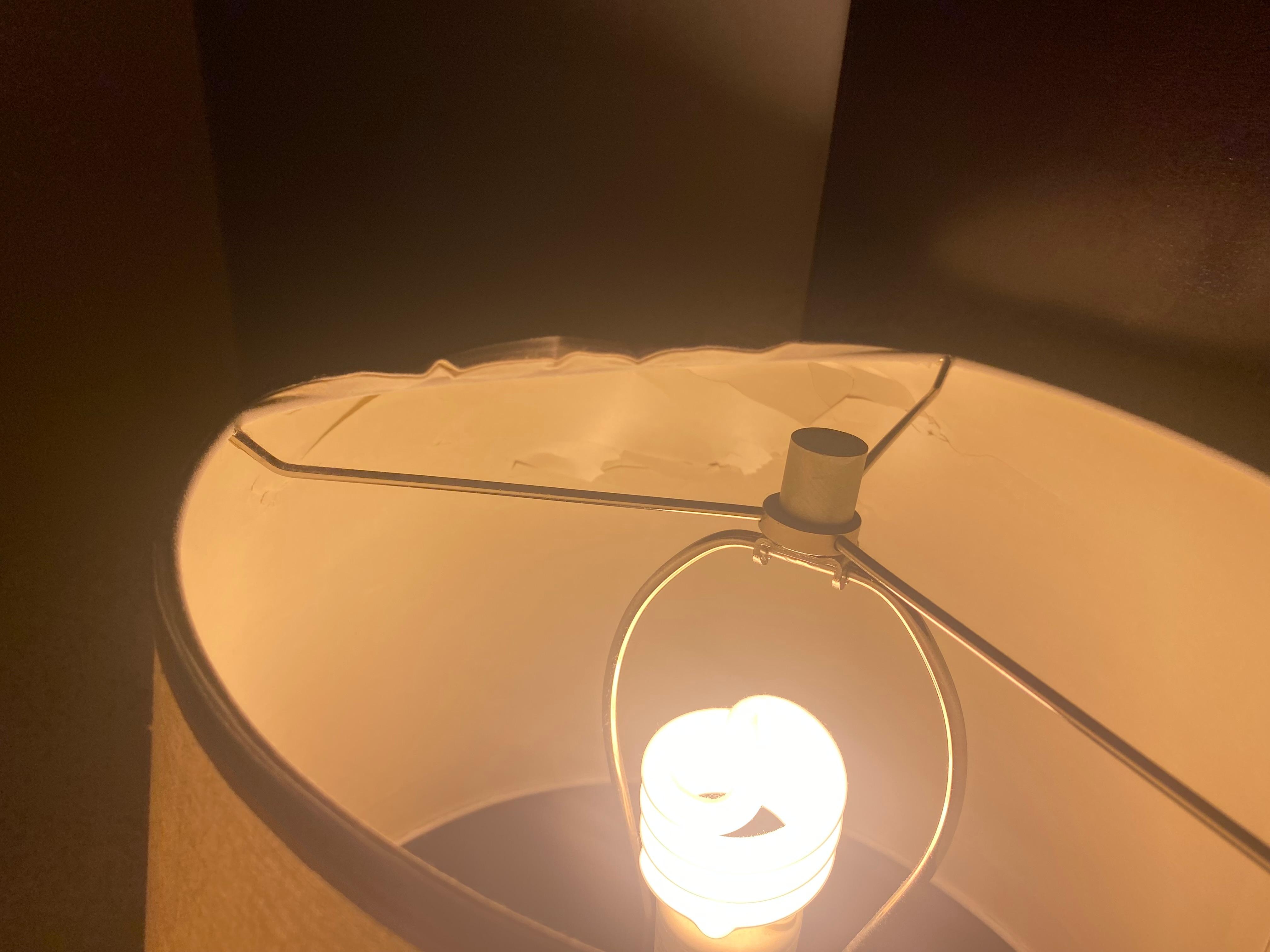 Nightstand lamp