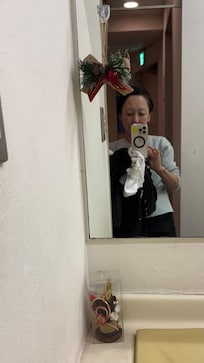 かわいいクリスマスなどの
飾りが
洗面所にあって
癒されました。