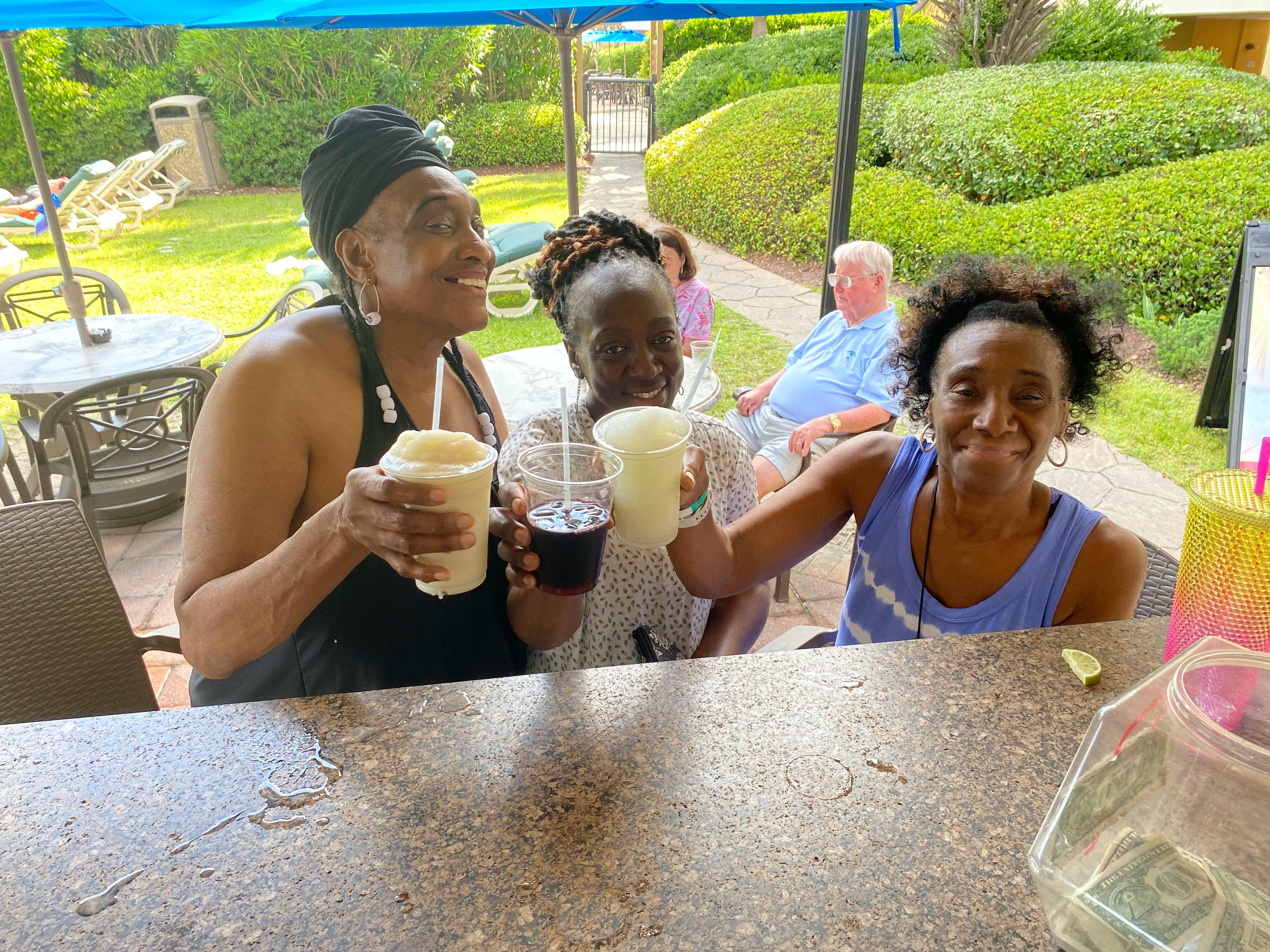 Tropical Paradise bar - drinks are good.
