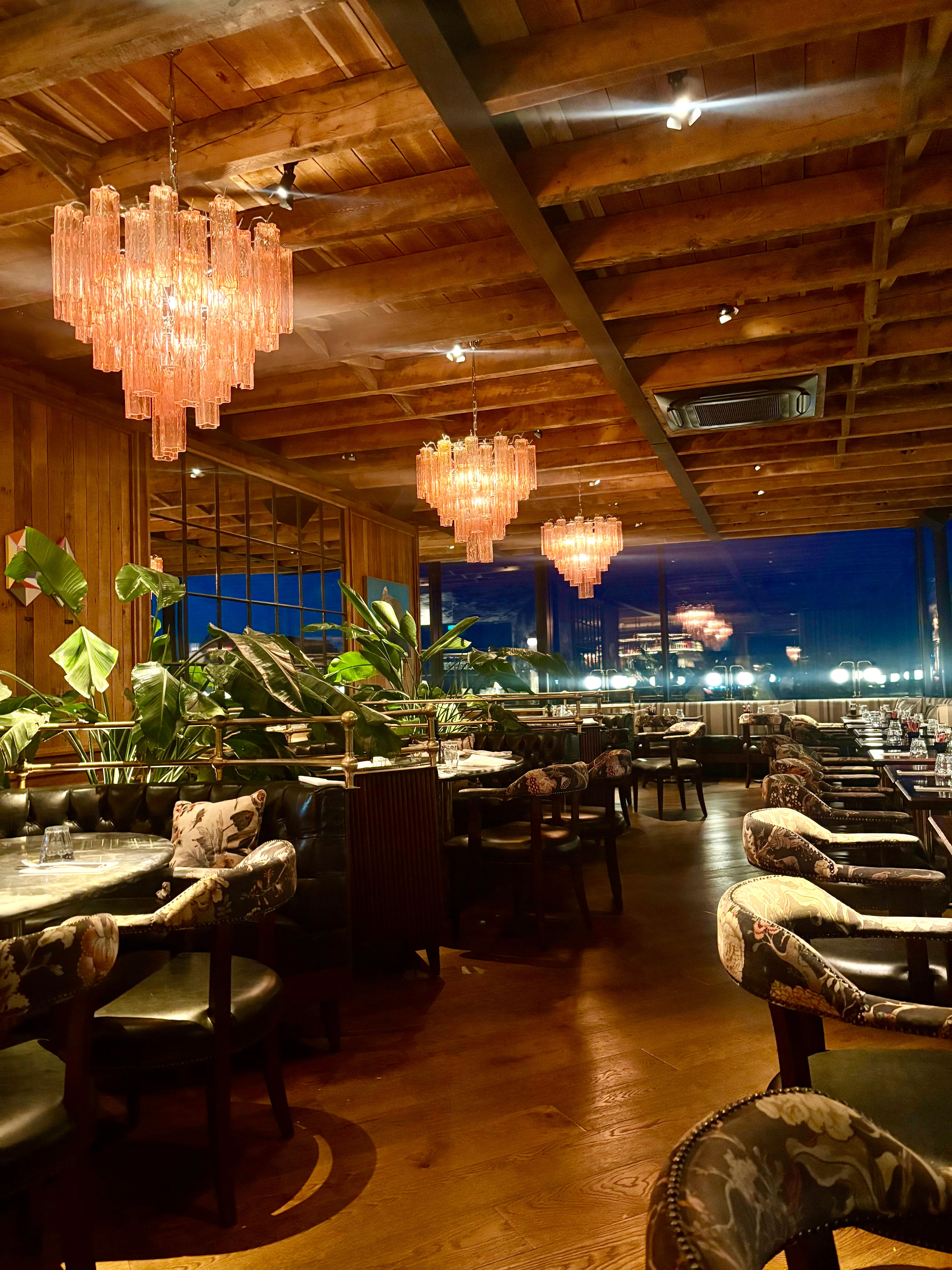 Hotel restaurant 